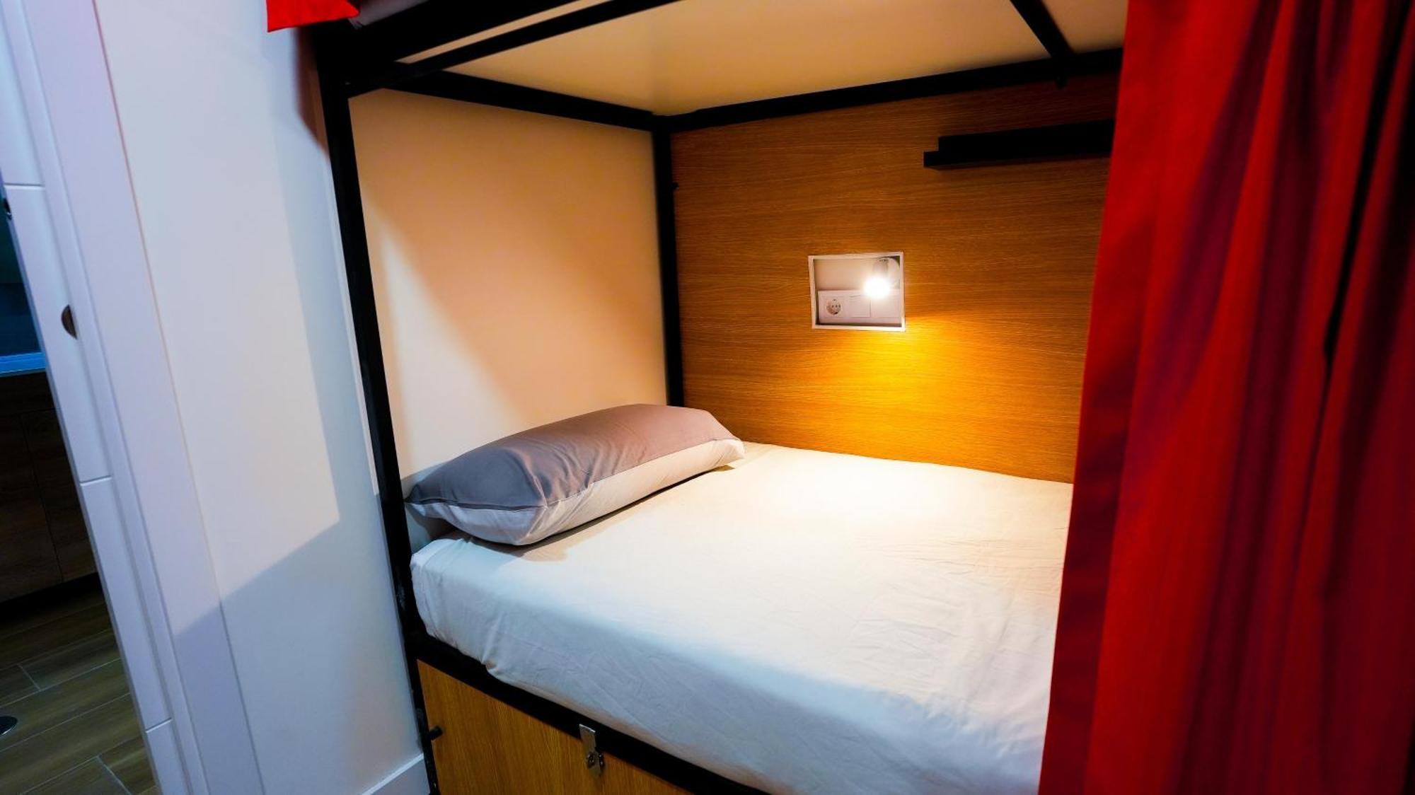 Fit Hostel Madrid Exterior foto