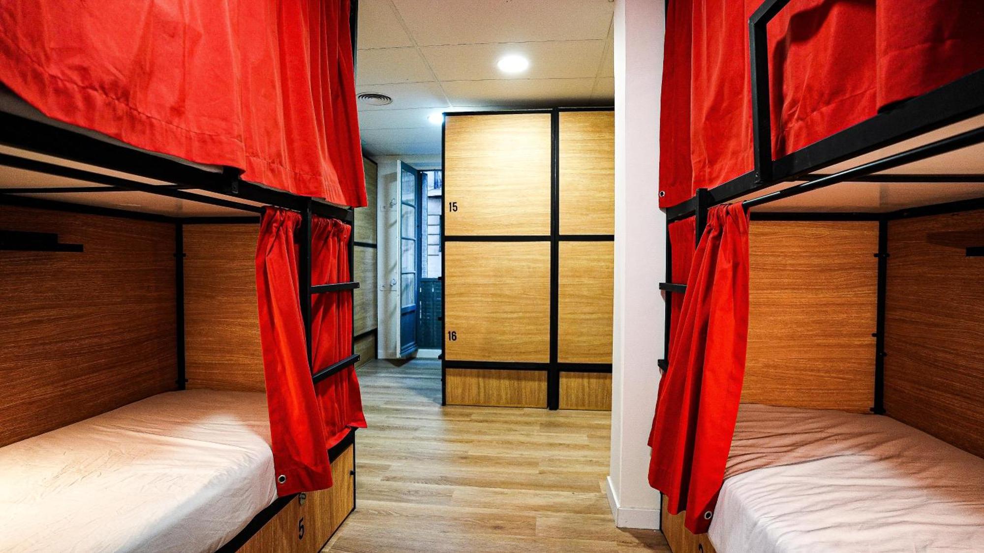 Fit Hostel Madrid Exterior foto